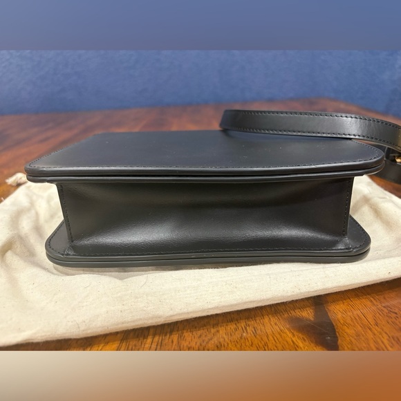 New! Quince | Italian Leather Box Shoulder Bag | Black - Picture 7 of 9